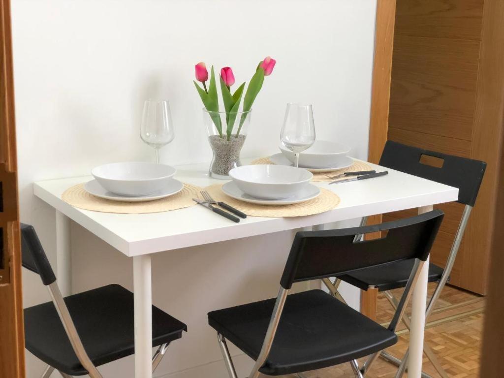 Apartamentos Travelstep La Latina มาดริด ภายนอก รูปภาพ
